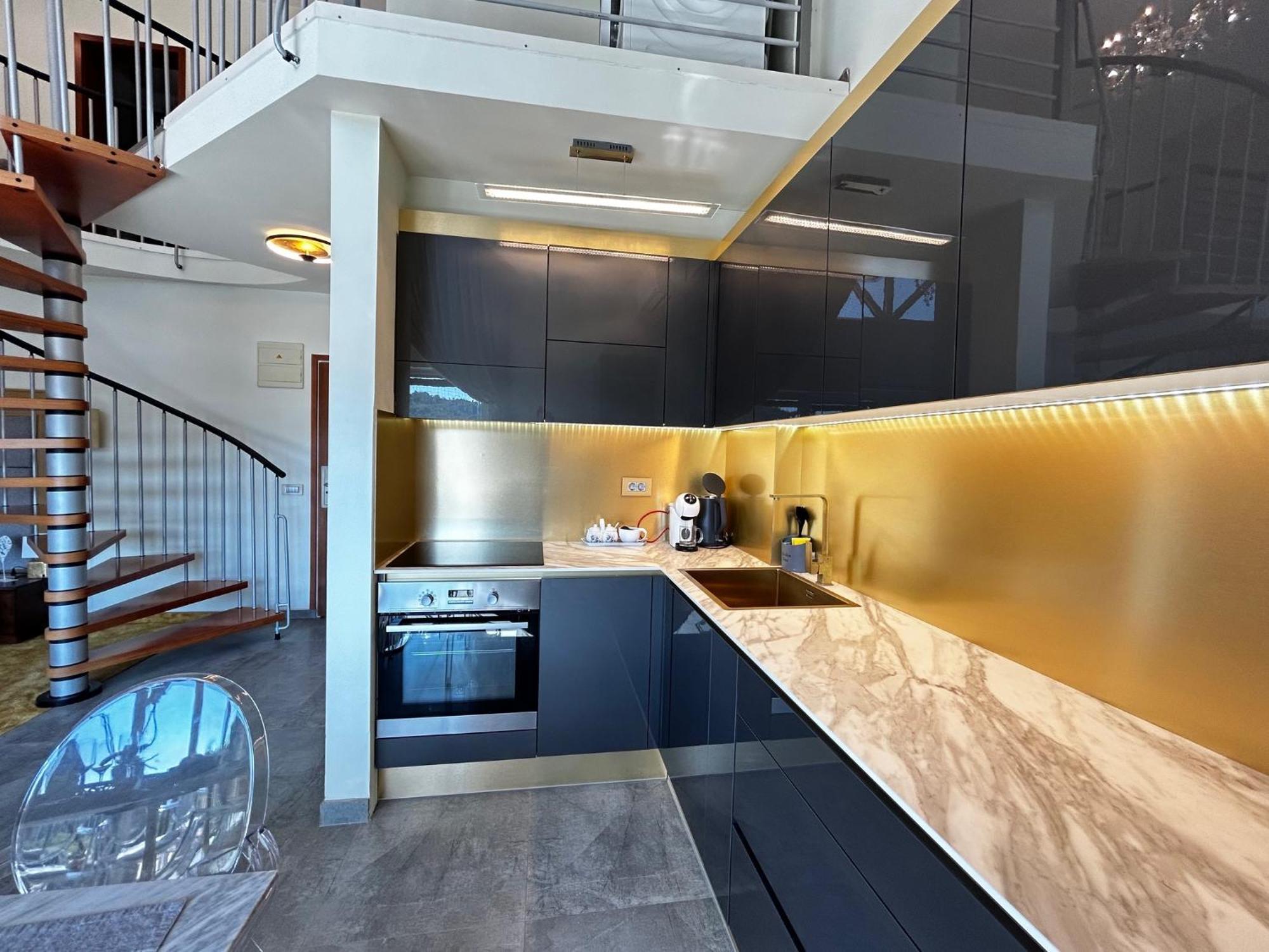 79m² 2 slaapkamer, 2 privé badkamer Appartement in Podčetrtek Buitenkant foto